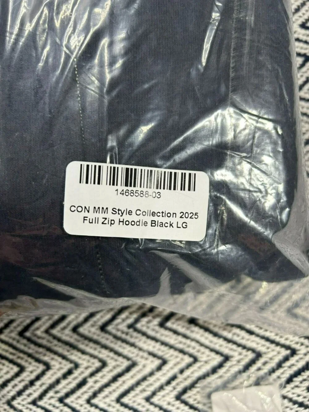 Modelo Mens Full-Zip Hoodie Black Large With Pins Set Limited Edition - Picture 7 of 8